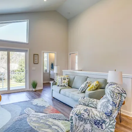 Carolina Beach Vacation Home Near Boardwalk